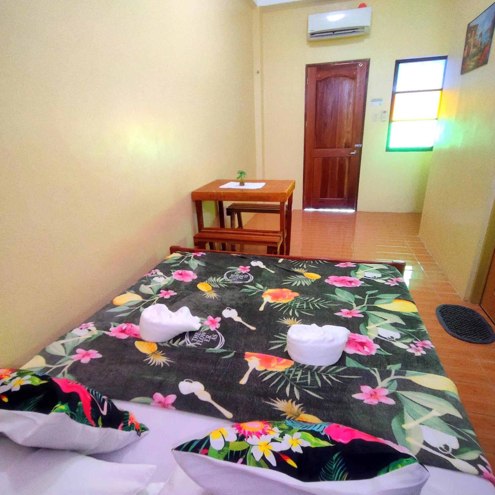 Pamujo Hostel Baclayon Bilik gambar